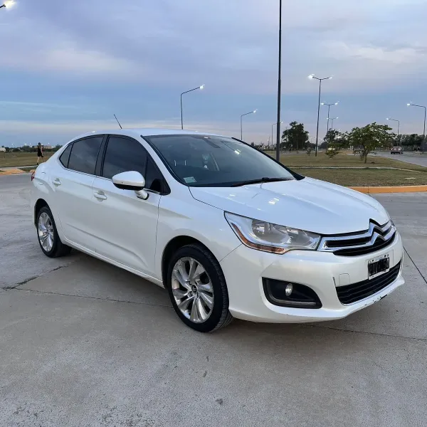 Citroën C4 2.0 Lounge Tendance 2015 usado en Villa María, Córdoba Foto 2