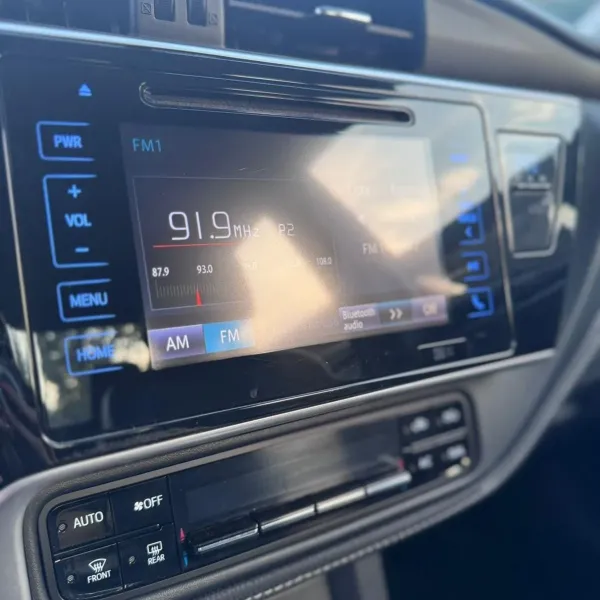 Toyota Corolla Se-G CVT 2017 usado en Córdoba Capital, Córdoba Foto 12