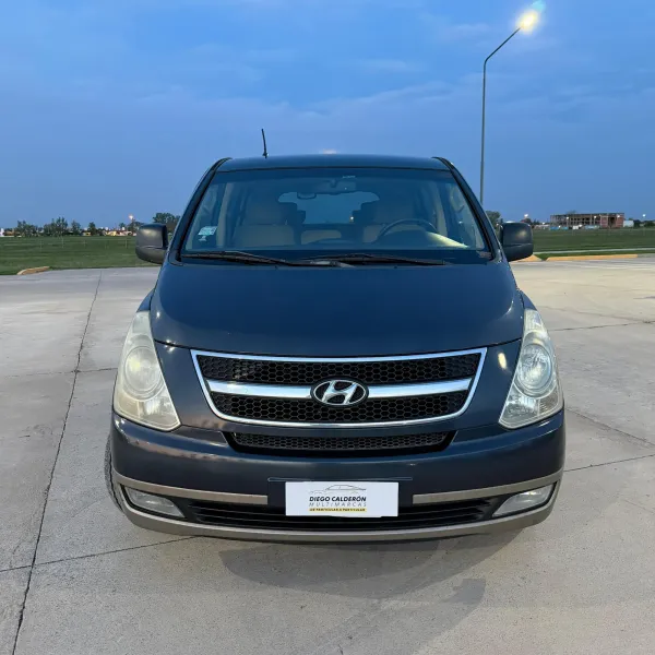 Hyundai H1 2.5 CRDI VGT FULL PREMIUM 2015 usado en Villa María, Córdoba Foto 4
