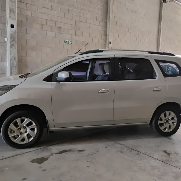 Foto de Chevrolet Spin 1.8 LTZ 2015