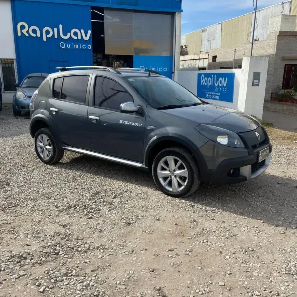 Foto de Renault Sandero Stepway 2012