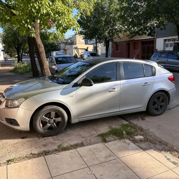 Foto de Chevrolet Cruze 1.8 LT 2012
