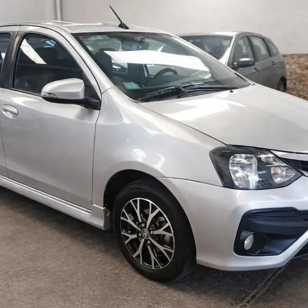 Toyota Etios Platinum AT 2018 usado en Villa María, Córdoba Foto 10