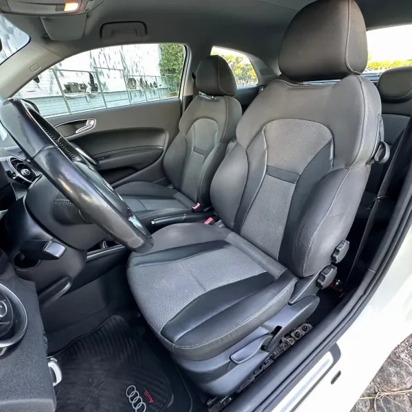 Audi A1 1.4 Ambition 2013 usado en Villa María, Córdoba Foto 14