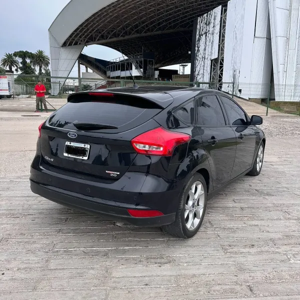 Ford Focus 2.0 SE PLUS 2016 usado en Villa María, Córdoba Foto 2