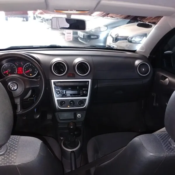 Volkswagen Voyage 1.6 2014 usado en Villa María, Córdoba Foto 4