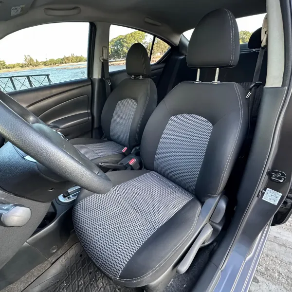 Nissan Versa Pure Drive AT 2019 usado en Villa María, Córdoba Foto 6