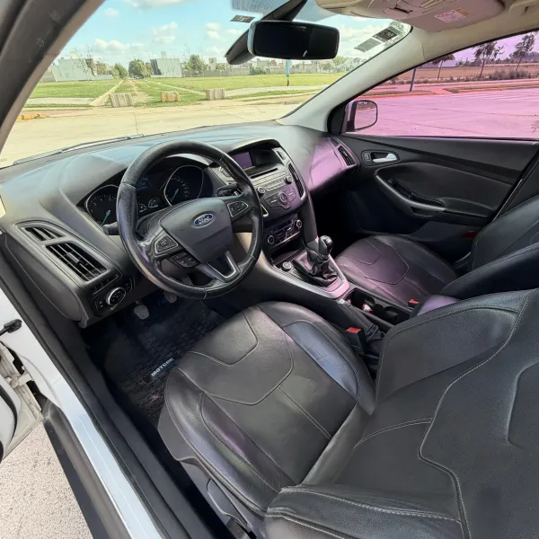 Ford Focus 2.0 4P Titanium 2016 usado en Villa María, Córdoba Foto 6