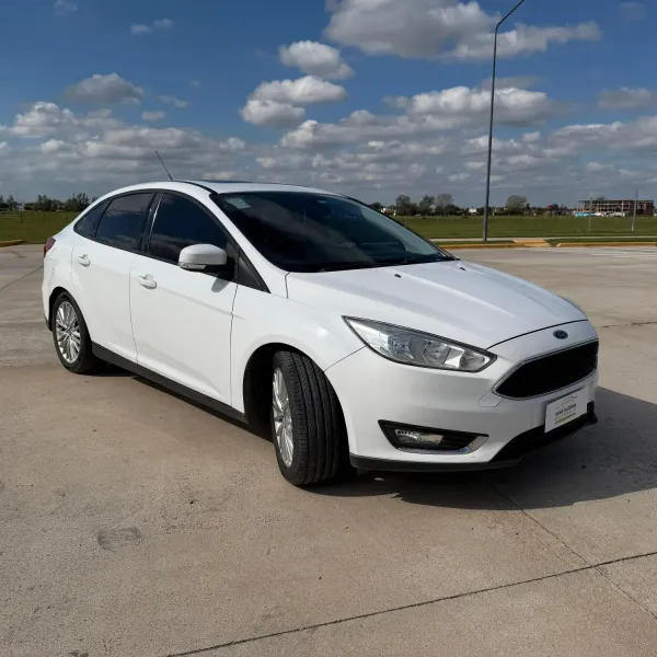 Ford Focus 2.0 4P Titanium 2016 usado en Villa María, Córdoba Foto 9