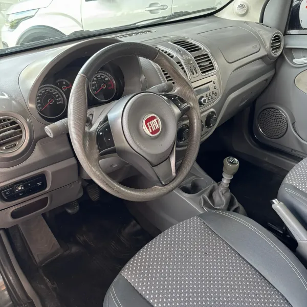 Fiat Siena Grand Siena 2013 usado en Villa María, Córdoba Foto 4