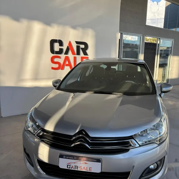Citroën C4 Lounge 1.6 HDI 2017 usado en Villa María, Córdoba Foto 2