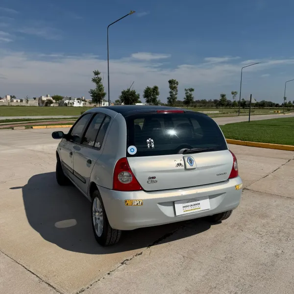 Renault Clio 1.6 Expression 2006 usado en Villa María, Córdoba Foto 3