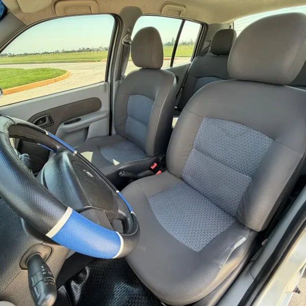 Renault Clio 1.6 Expression 2006 usado en Villa María, Córdoba Foto 8