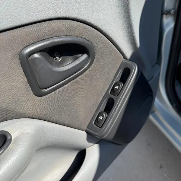 Renault Clio 1.6 Expression 2006 usado en Villa María, Córdoba Foto 9