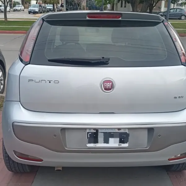 Fiat Punto 1.6 Essence 2015 usado en Villa María, Córdoba Foto 3