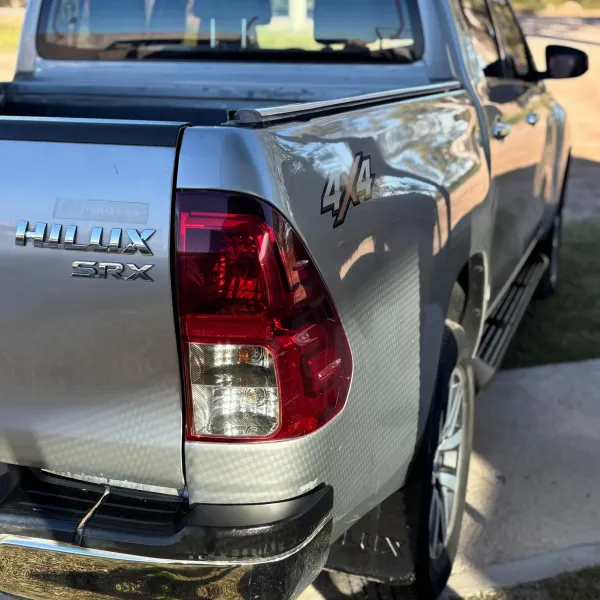 Toyota Hilux SRX 4x4 MT 2016 usado en Villa María, Córdoba Foto 4
