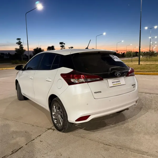 Toyota Yaris 1.5 XLS 2022 usado en Villa María, Córdoba Foto 5