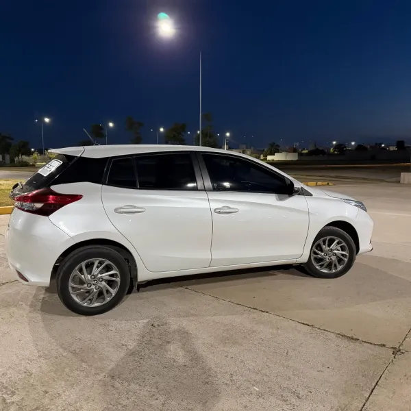 Toyota Yaris 1.5 XLS 2022 usado en Villa María, Córdoba Foto 9