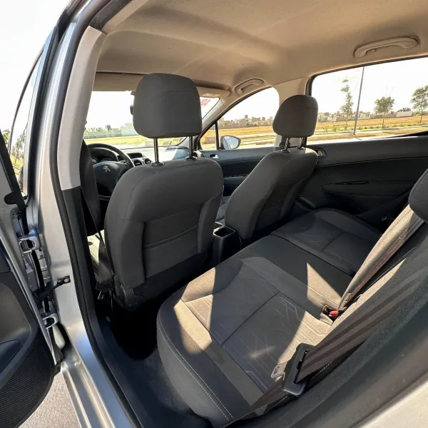 Peugeot 308 1.6 Allure 2017 usado en Villa María, Córdoba Foto 5