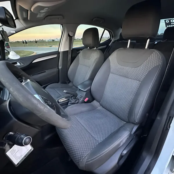 Citroën C4 2.0 Lounge Tendance 2015 usado en Villa María, Córdoba Foto 11