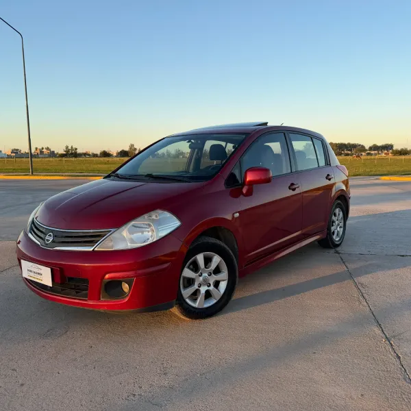 Nissan Tiida 1.8 Acenta 2011 usado en Villa María, Córdoba Foto 6