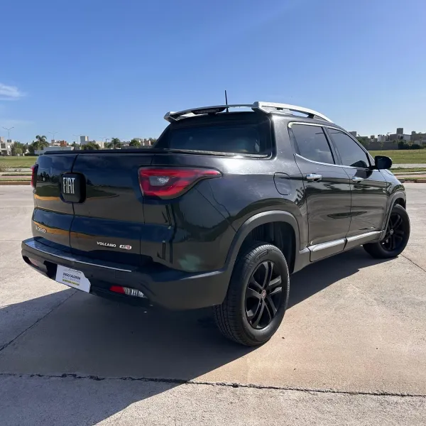 Fiat Toro 2.0 TDI Volcano 4x4 AT 2016 usado en Villa María, Córdoba Foto 2