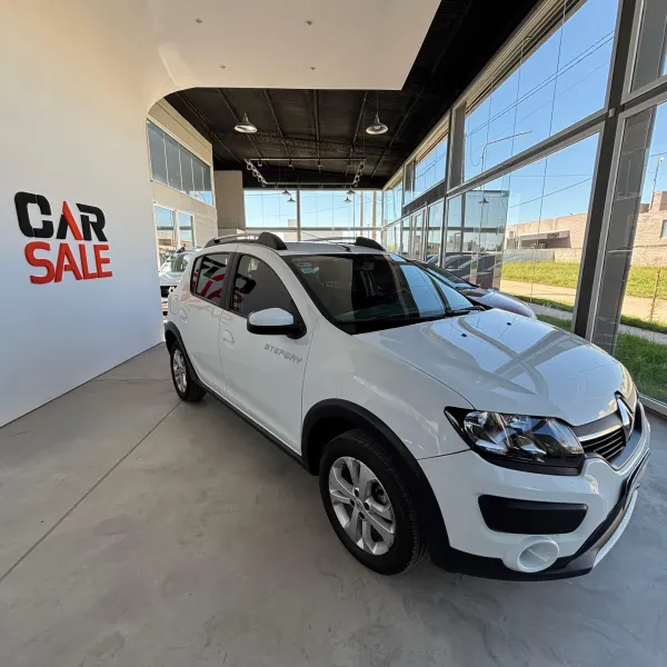 Renault Sandero 1.6 Stepway Dynamique 2017 usado en Villa María, Córdoba Foto 4