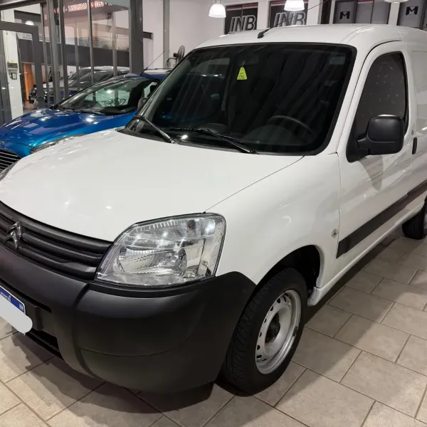 Foto de Citroën Berlingo Business 1.4 Furgon 2024