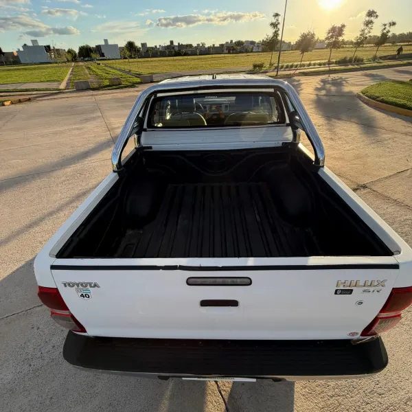 Toyota Hilux 3.0 TDI SR 2013 usado en Villa María, Córdoba Foto 9