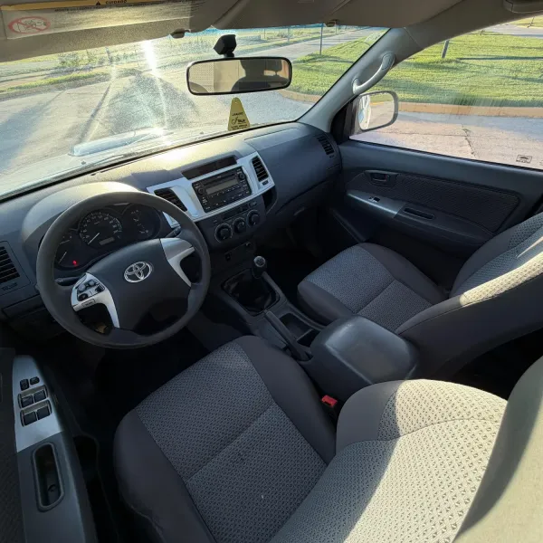 Toyota Hilux 3.0 TDI SR 2013 usado en Villa María, Córdoba Foto 11