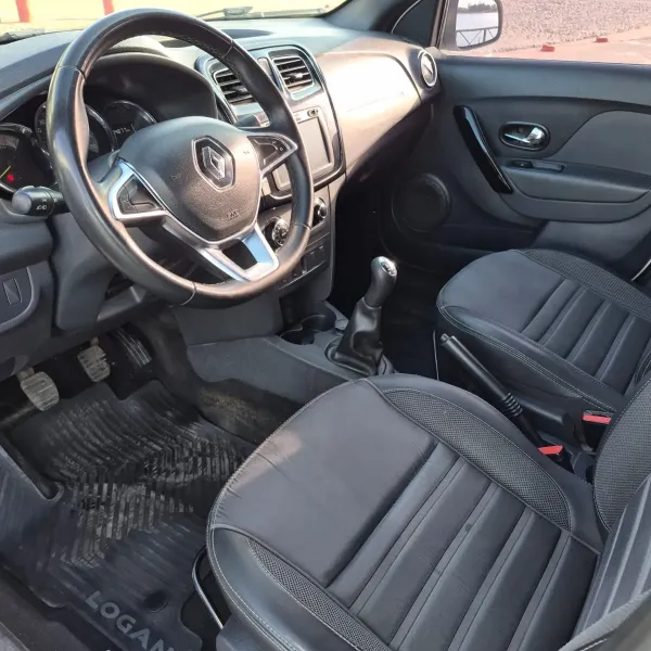 Renault Logan Intens 1.6 2021 usado en Villa María, Córdoba Foto 6