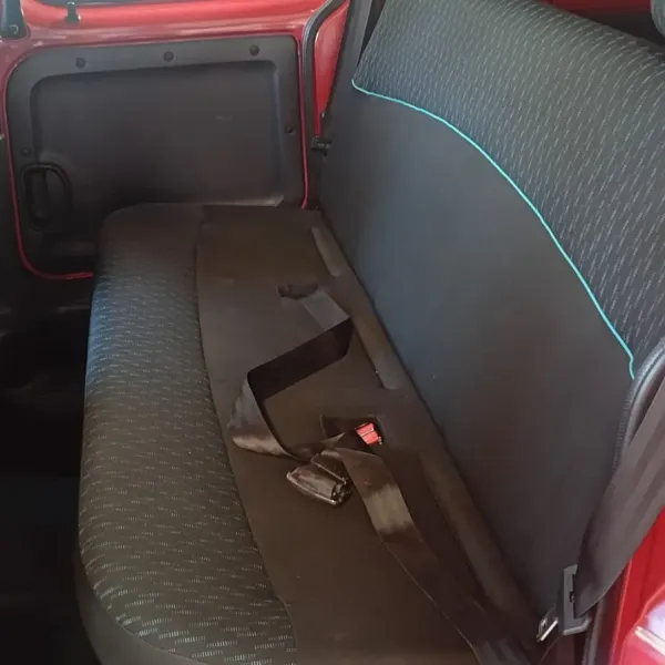 Renault Kangoo Confort PH3 5 asientos 2017 usado en Villa María, Córdoba Foto 4